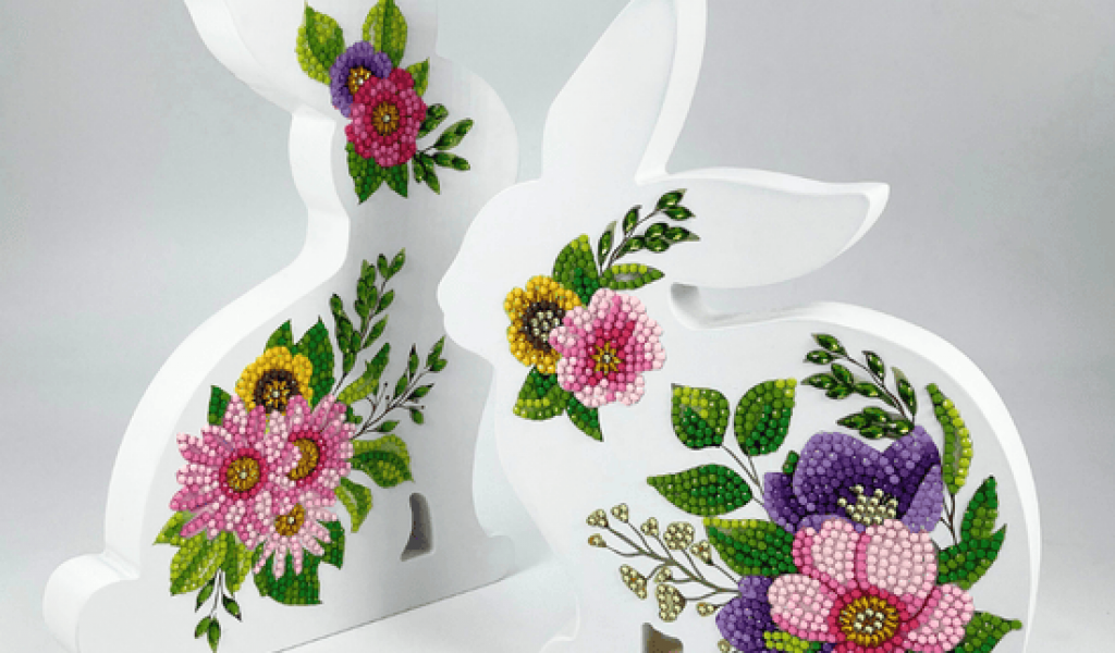Floral-Easter-Bunnies-Crystal-Art-Wooden-Decoration-12_550x